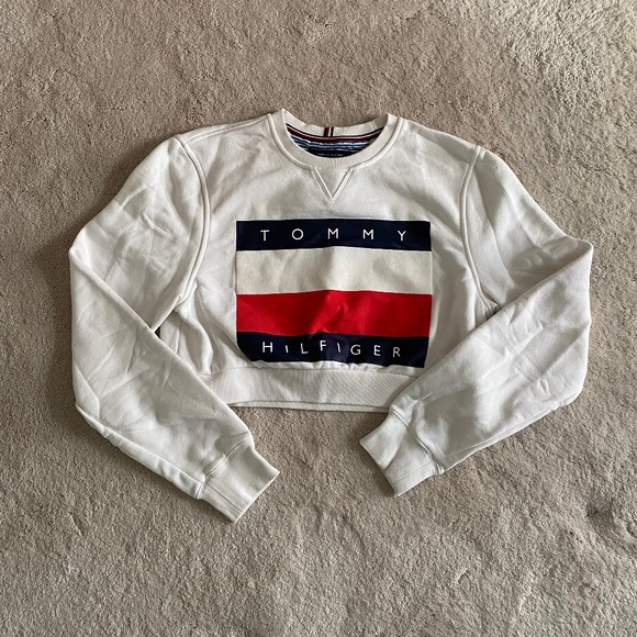 Tommy Hilfiger Tops - Vintage Tommy Hilfiger Cropped Sweatshirt Crew Neck